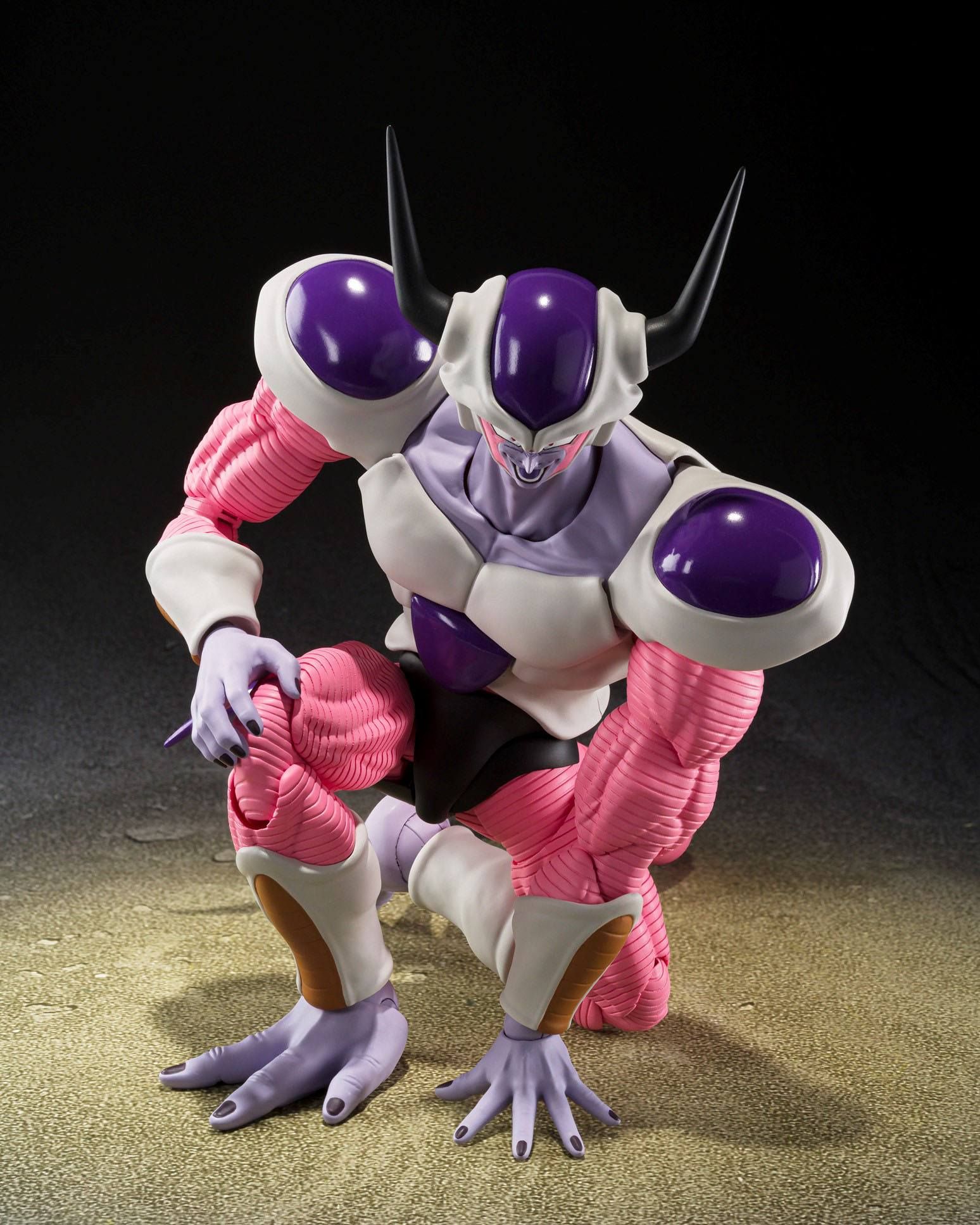 Freezer Bandai SH Figuarts action figure Second Form (Dragon Ball Z)